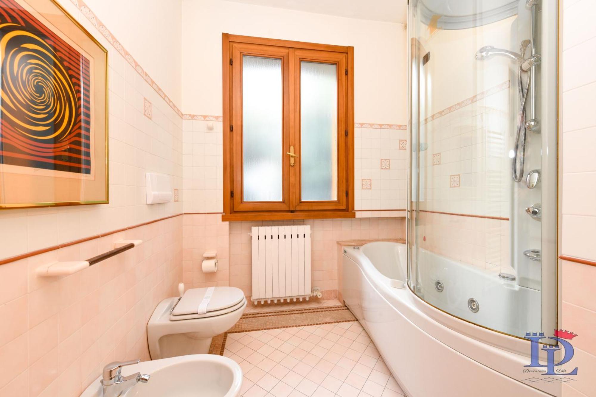 Desenzanoloft Official Partner Marriott Homes & Villas - Gardastar La Stella Del Lago Desenzano del Garda Exterior photo