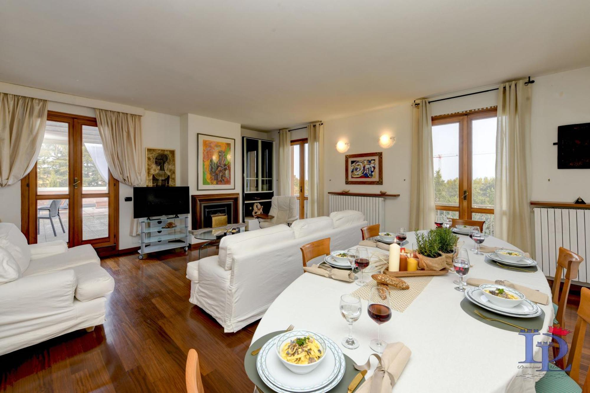 Desenzanoloft Official Partner Marriott Homes & Villas - Gardastar La Stella Del Lago Desenzano del Garda Exterior photo